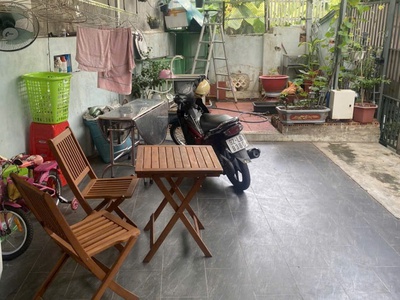 Hiếm, khó tìm  nhà hẻm gần mt đường xô viết nghệ tĩnh, p26, bt -  4 x17m  - kc: 1 trệt 1 lầu sân 3