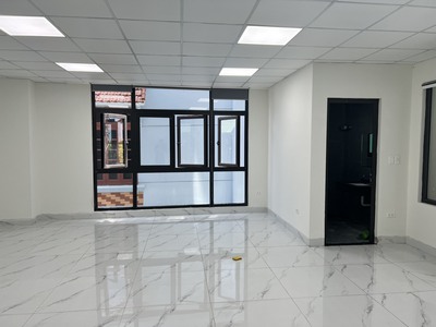 Cho thuê sàn tầng 2,7   Nhà mặt phố Nguyễn Lân, Thanh Xuân Diện tích: 80m    Tòa nhà 7 tầng có thang 0
