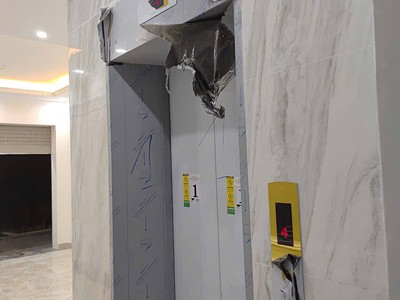 Chính chủ bán gấp nhà  mới thang máy,  ngõ ô tô, ngô thì sĩ, hà đông. dt: 45m2   5 tầng. giá 10,3 2