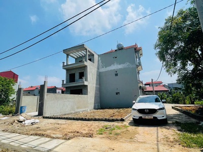 Bá đất phụng thượng,diện tích 107m2,mặt tiền 8m,phân lô ô tô vỉa hè,góc 2 thoáng 1