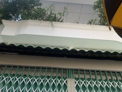 Nhà mới 2 tầng cách mặt tiền 15m hẻm thẳng xe hơi sổ vuông 45m2 gía4,53 tỷ thương lượng 1