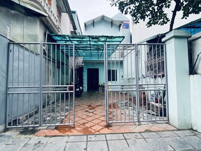 Bán đất tặng nhà 2 tầng ngọc thuỵ- oto vỉa hè- hàng xómkhai sơn - 103m2-16,5 tỷ  thương lượng 0