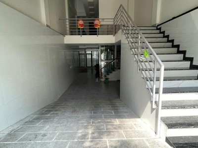 Bán nhà mặt tiền phường 4 tân bình, mặt tiền hoàng việt,  5 13  3 lầu 0