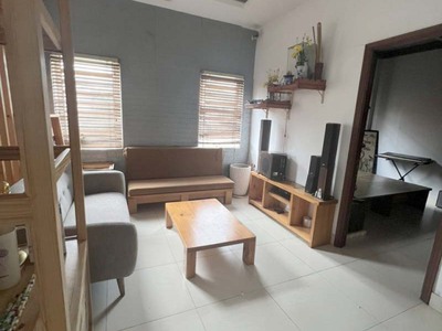 Siêu rẻ: nhà 2 tầng hẻm ô tô gần ql13  97m , xe hơi vào nhà, sổ vuông, giá chỉ 5.9 tỷ 0