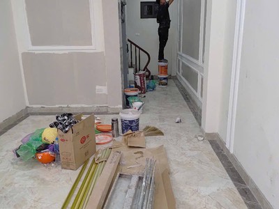 Chính chủ bán gấp nhà  mới thang máy,  ngõ ô tô, ngô thì sĩ, hà đông. dt: 45m2   5 tầng. giá 10,3 4