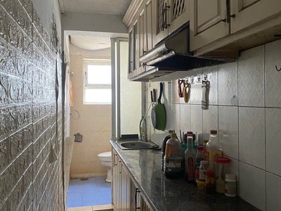Cho thuê căn  hộ tập thể tầng 4 phương mai 45m2, 5.5  triệu ở gđ, nhóm, kd online 2