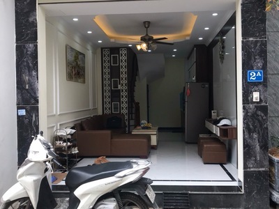 Ô tô tải đỗ cổng - nhà mới - 3 ngủ - nhà gần trường tiểu học liên mạc, công an phường liên mạc 1