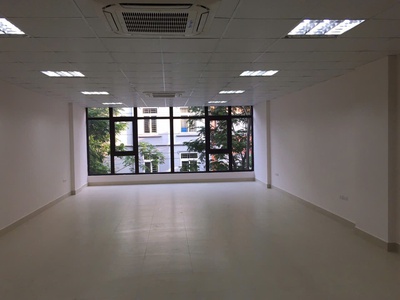 Cho thuê nhà mặt phố Khâm Thiên   Vị trí cực đẹp, ngã 7 Ô Chợ Dừa mặt phố Khâm Thiên, Q. Đống Đa, Hà 0