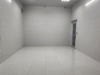 Bán gấp cửa hàng mặt tiền nguyễn văn quy - cần thơ - 2.8 tỷ - 270m2 - sổ hồng 2
