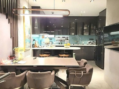 Bán nhà võ chí công, phân lô, ôtô đỗ cửa, 2 phút ra hồ tây, 52m2 giá nhỉnh 13 tỷ 2