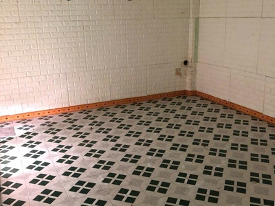 Nhà lô góc kiên cố   2 tầng   3 mặt thoáng   giá chỉ 4.4 tỷ đât 141m2 3