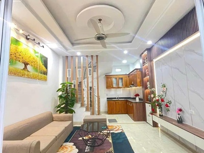 Bán nhà đông thiên lĩnh nam 30m 5 tầng 4 ngủ nhà mới giá 4.1 tỷ sổ chung 1