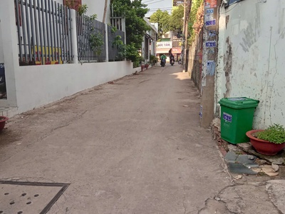 Nhà 2 tầng, rộng 81m2 mà giá chỉ dưới 4 tỷ 2