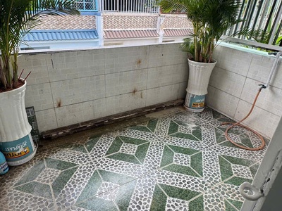 Nhà đẹp 4 tầng   chỉ 2.45 tỷ   hẻm 5m ô tô   gần mặt tiền tỉnh lộ 10   sổ vuông vức 4