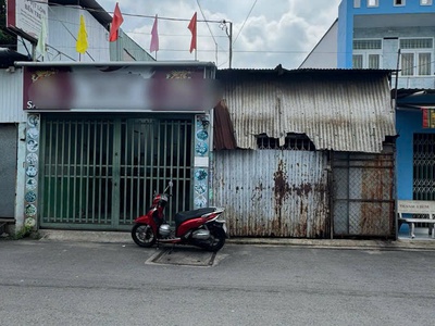 Bán nhà nát ngang 8m bề thế  x 22- 176m   chỉ 7.8 tỷ   hẻm 10m thông kd    sổ vuông vức 1