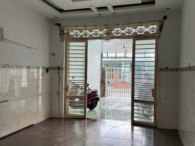 Nhà đẹp - vị trí tốt - chính chủ bán nhà gần ngã tư long thành bắc, hòa thành, tây ninh 2