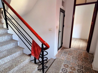 Bán gấp nhà đẹp khương trung thanh xuân - lô góc - ngõ ô tô 40m2 nhỉnh 8 tỷ 4