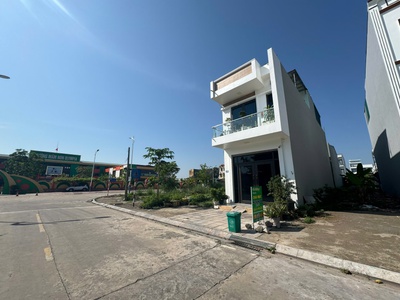 Mình cần bán lô đất ở  phố duy tân- p.hải yên- tp móng cái- quảng ninh 0