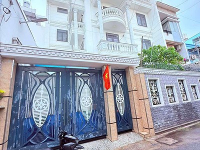 Bán biệt thự bình tân 5 lầu , 168m2 , 5pn  master , thang máy , ngang 12m ,22 tỷ 0