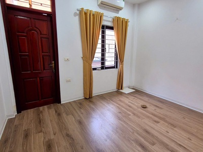 Nhà đẹp khương trung - lô góc - dt 36m2 5 tầng mặt tiền 4.1m giá 8.5 tỷ 1