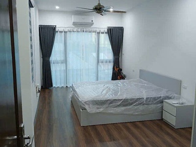 Bán siêu phẩm thạch bàn - long biên - thang máy - đừơng ôtô tránh - đa dạng tiện ích - an sinh 1