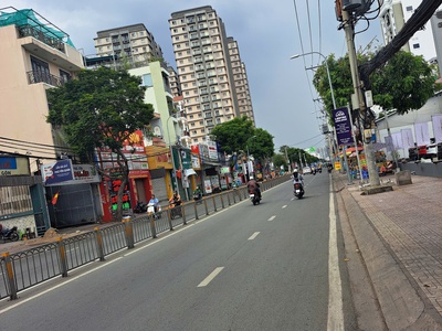 Bán nhà mặt tiền hẻm kinh doanh nguyễn thị thập, quận 7   xe hơi đỗ cửa   4 tầng   giá chỉ nhỉnh 8 1