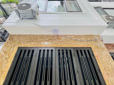 Bán nhà hoàng cầu - 33m x 6 tầng mới tinh lô góc - full nội thất giá 8 tỷ 0