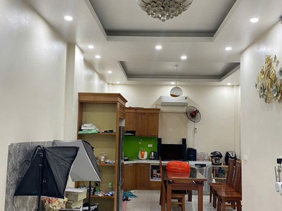 Chính chủ bán 42,5m2 nhà 3 tầng trong ngõ An Đào C, Trâu Quỳ - An cư lạc nghiệp, đầu tư dòng tiền 2