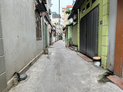Bán 84m2 đất mặt ngõ 66 Nguyễn Lam. Cách 30m ra phố chính, cạnh là 5 tòa CC Hope và 4 tòa Sunshine 2
