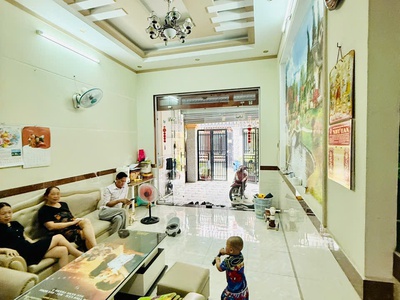 Chính Chủ Bán Nhà Phố Cao Cấp Hai Bà Trưng Dĩ An Sổ Riêng 3