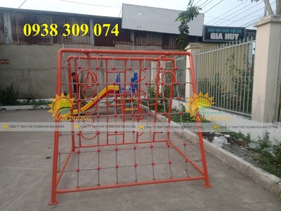 Thang leo mầm non,khung leo cho bé,khung leo trèo vận động 1