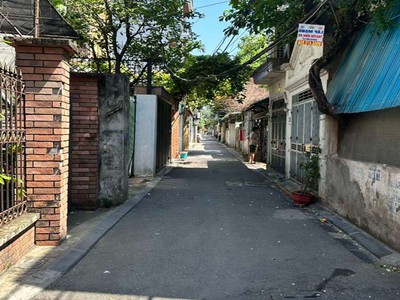 Mảnh đất đẹp rộng 103m ở kẻ tạnh giang biên giá tốt 10 tỷ 9 mặt tiền: 5m ngõ oto vào 1