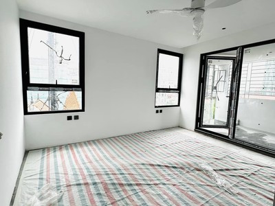 Bán nhà mặt phố quận tây hồ , 200m2 , 6 tầng , mặt tiền 8,5m , gía chỉ 200 tỷ 2