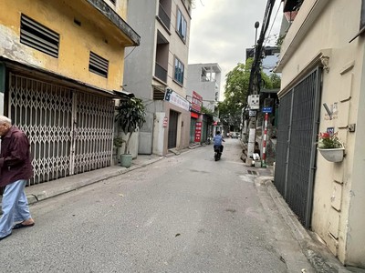 Hoa lâm nhỉnh 8 tỷ 45m lô góc ô tô đỗ cửa ngõ thông,long biên hà nội 2