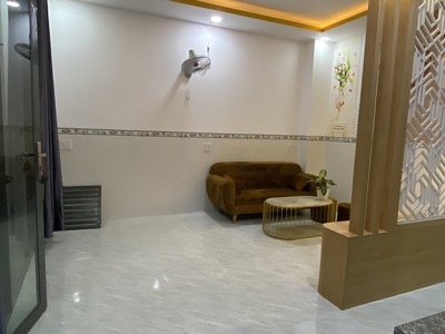 Nhà đẹp, cạnh chợ vườn lài apd q12, đại học tất thành, hẻm xe hơi 0