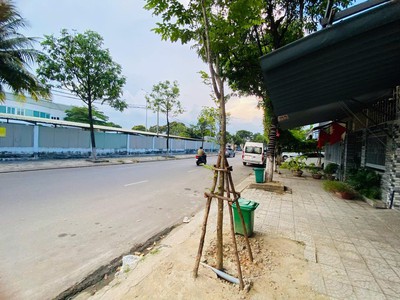 Bán 2 lô khu đất mt 10m5 đường nguyễn văn tạo bến xe đà nẵng đang có sẵn tổng doanh thu 10tr/tháng 0