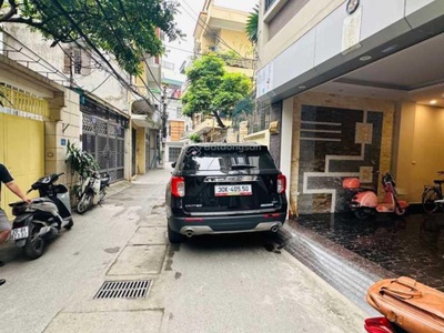 Bán nhà 4 tầng hoàng cầu, 51m2, ô tô đỗ cửa, kinh doanh, giá 11.5 tỷ 0