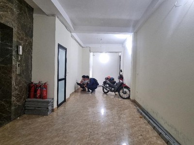 Nhà dòng tiền - khu trung tâm - thang máy - 6 căn hộ thiết kế chuẩn công năng - giá 9 tỷ 0