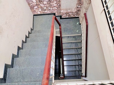 Gấp bán chỉ 6.55 tỷ tl  70m , 4 tầng/3pn, ô tô đỗ cửa, p8  gò vấp 4