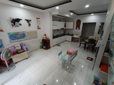 Nhà đẹp 3 tầng gò vấp   ngang 5m   cách hxh 30m   chỉ hơn 3 tỷ 2
