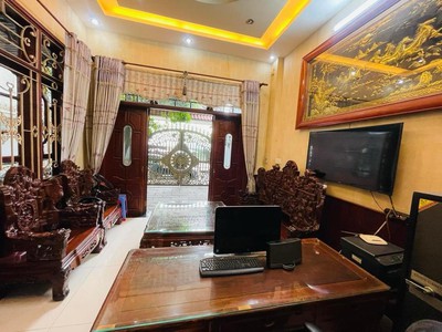 Bt9-  biệt thự full nội thất gỗ đỏ khu văn cao nguyễn sơn   ngang 8m   đẹp ấm áp   chỉ 16.x tỷ 2