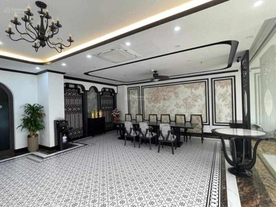Toà văn phòng đội cấn, ba đình 450m2, mt 10m, 2 hầm 10 nổi, 3 thang máy, vỉa hè 8m, 379 tỷ 1