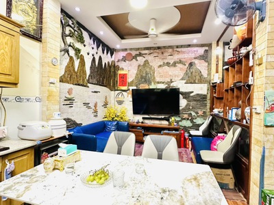 Đã mắt   đã tim   lạ từ cánh cửa đến ban công,  nhà lô góc   5 tầng sáng rực  tn 553 giải phóng 0