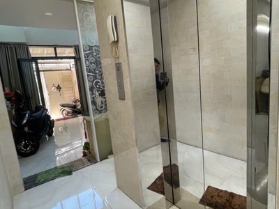 Nhà sát mặt tiền hậu giang ngay bình phú quận 6 diện tích 4x13m, 5 tầng chỉ 7.x tỷ 1