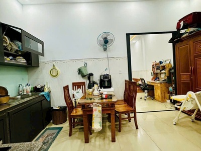 Bán nhà đẹp, sổ riêng gần kdc tân phong, đường 6m thông chỉ 2tỷ350 3