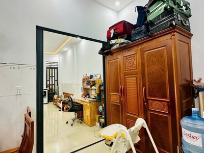 Bán nhà đẹp, sổ riêng gần kdc tân phong, đường 6m thông chỉ 2tỷ350 4