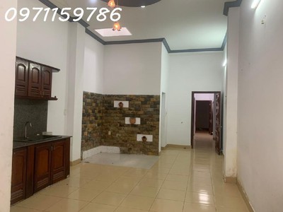 Nhà cấp 4 mặt tiền cầu xây   100m    thu nhập sẵn   giá chỉ 7 tỷ 3 0