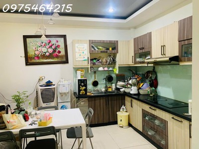 Bán gấp nhà mặt tiền hiệp bình phước   giá chỉ 13.5 tỷ  chủ bao sang tên   dòng tiền ổn định 2