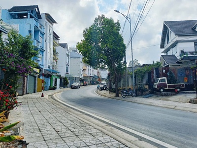 Chính chủ tôi cần bán nhanh  hoặc cho thuê  lô đất đẹp ngay trung tâm đà lạt, phường 3, đường tô 3