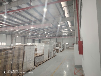 Cho thuê nhà xưởng 4000 m kcn tại đại đồng bắc ninh. - diện tích xưởng : 2000 m   2 tầng  - diện 3